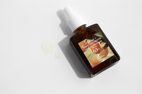 Dr. Althea Vitamin C Serum - Lifestyle 3